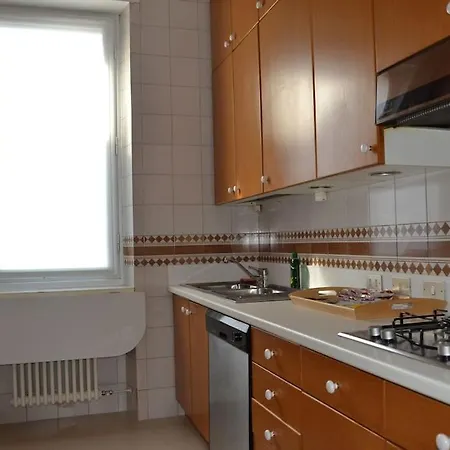 Mascagni 2 Apartament *